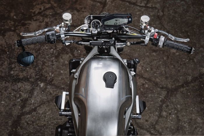 Yamaha MT-09 &ldquo;Type95TT&rdquo; custom flat tracker dari 1996 Biker Custom