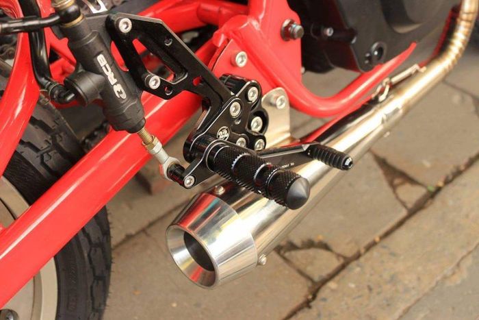 Stallion Buccaneer 250i custom cafe racer dari Barcode Cabuderm Customs