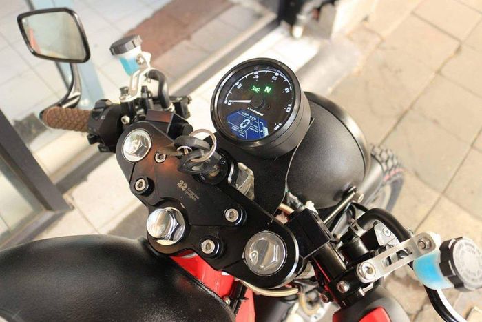 Kokpit dari Stallion Buccaneer 250i custom cafe racer dari Barcode Cabuderm Customs