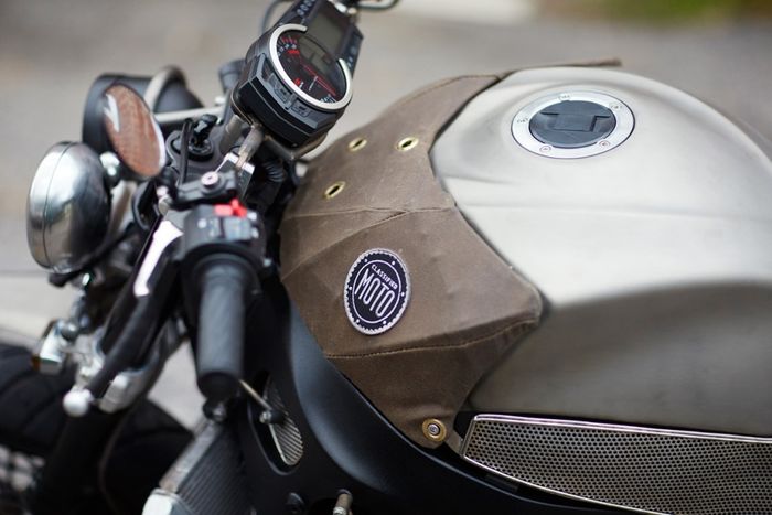 Kain kanvas untuk menutupi cover tangki asli