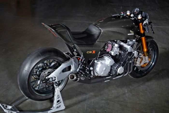 Honda CBX1000 custom cafe racer besutan Nick O&rsquo;Kane