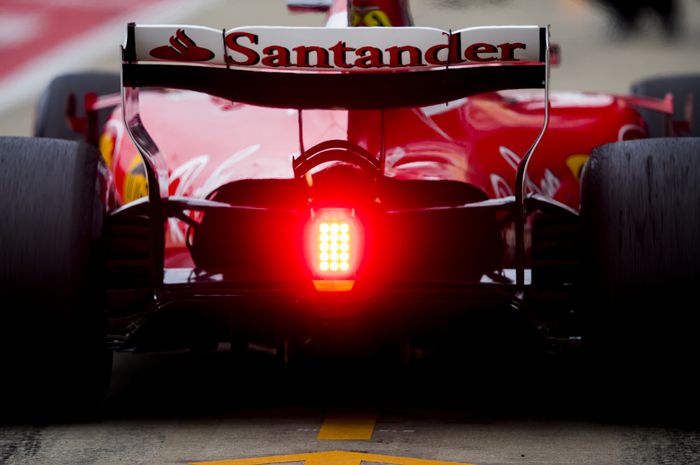 Warning light di mobil F1