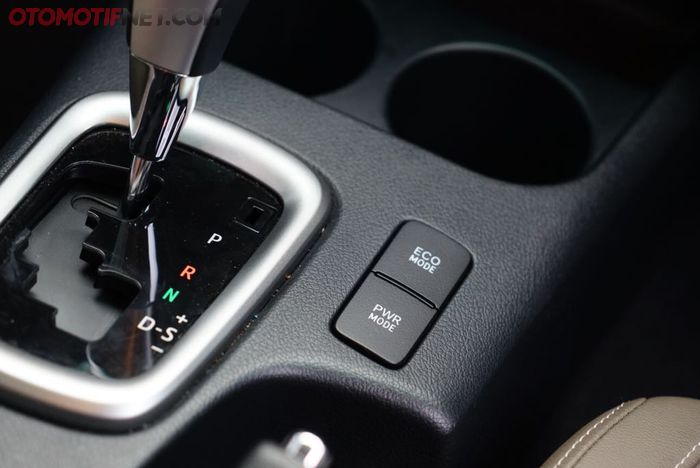 Toyota Hilux 2.4L kini dilengkapi mode berkendara