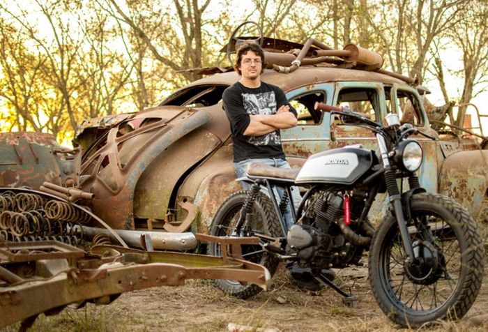 Honda CB250 Nighthawk custom brat scrambler milik Matias Aguirre, dilansir oleh Bikebound.com