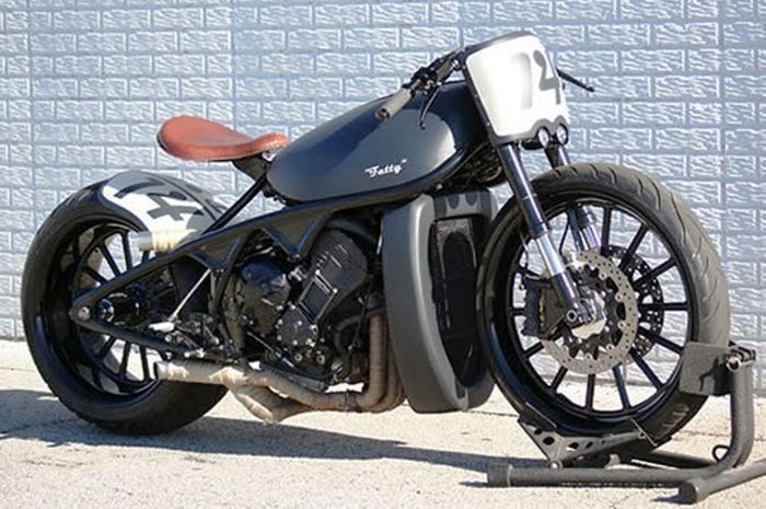 Yamaha R1 &lsquo;Fatty&rsquo;, custom bobber besutan Tyson Timperley dan Todd Treffert