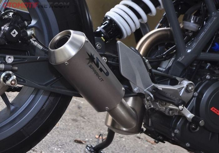 KTM Duke 250 cafe racer hasil garapan atlet angkat berat (Garage 03)