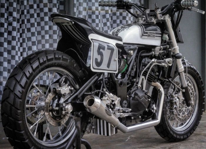 Kawasaki Ninja 250 FI 2016 kustom street tracker dari Rockers Motorcycle Custom, dilansir oleh www.bikebound.com