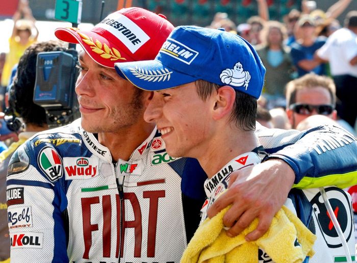 Valentino Rossi dan Jorge Lorenzo ketika menjadi rekan setim di MotoGP bersama Yamaha
