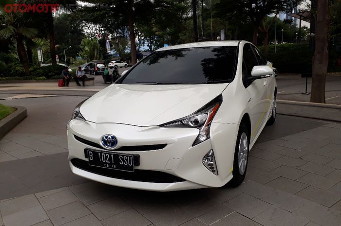 Toyota Prius Hybrid di Indonesia