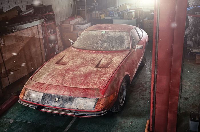 Ferrari 365 GTB/4 Daytona yang ditemukan di Jepang