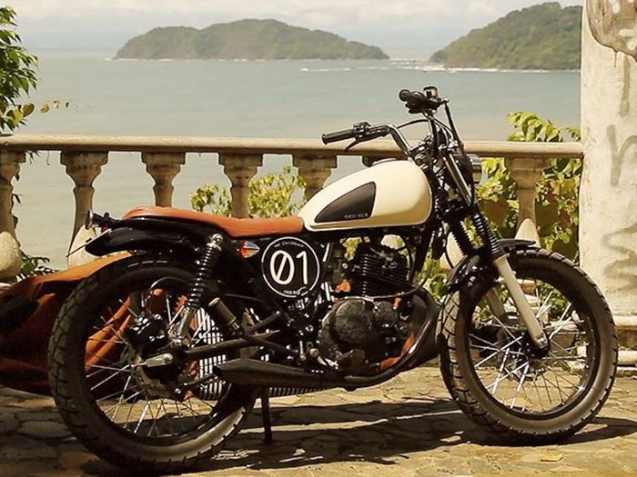 Suzuki GN125 custom street tracker-cafe racer dari Arnau Sanjuan Roman (Costa Rica Hot Rods), dilansir oleh Bikeexif.com