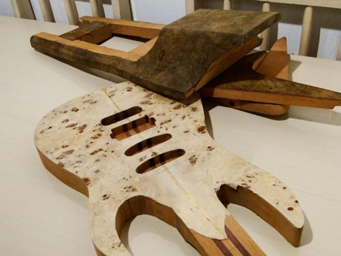 Yamaha DT180 custom street tracker milik Robinson Cristian Santos, dilansir oleh Bikebound.com