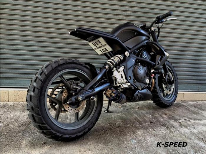 Kawasaki ER-6n &ldquo;Mad Max&rdquo; besutan K-Speed