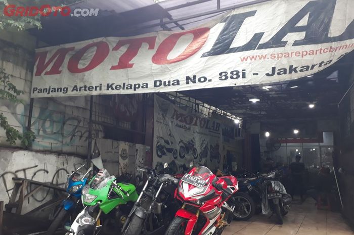 MOTOLAB, bengkel spesialis Honda CBU di Jakarta Barat