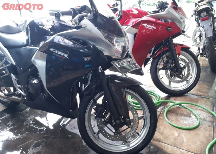 Seken Keren Honda Cbr250r Tahun 2011 Dibanderol Mulai Rp 19 Jutaan Gridoto Com