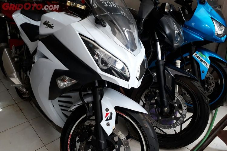 Seken Keren Pilihan Motor Fairing 250 Cc Dua Silinder Di Bawah Rp