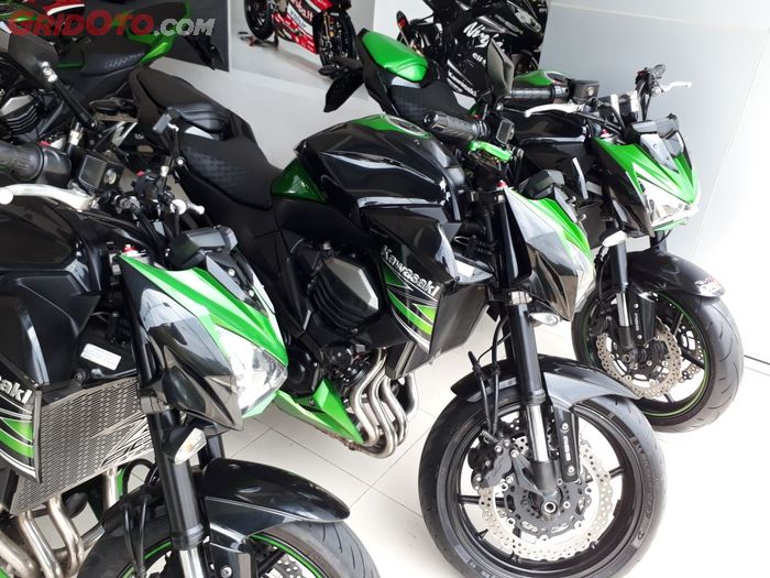 Stok Kawasaki Z800 bekasi di RnJ Motosport