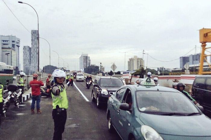 Ilustrasi operasi lalu lintas