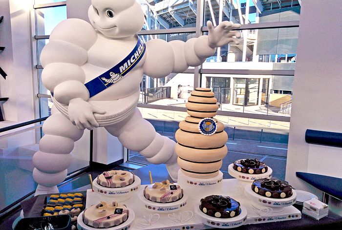 Bibendum atau Michelin Man berulang tahun ke-120 tahun ini