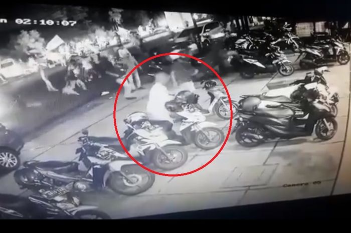 Rekaman CCTV di Kawasan Fatmawati, Jakarta Selatan