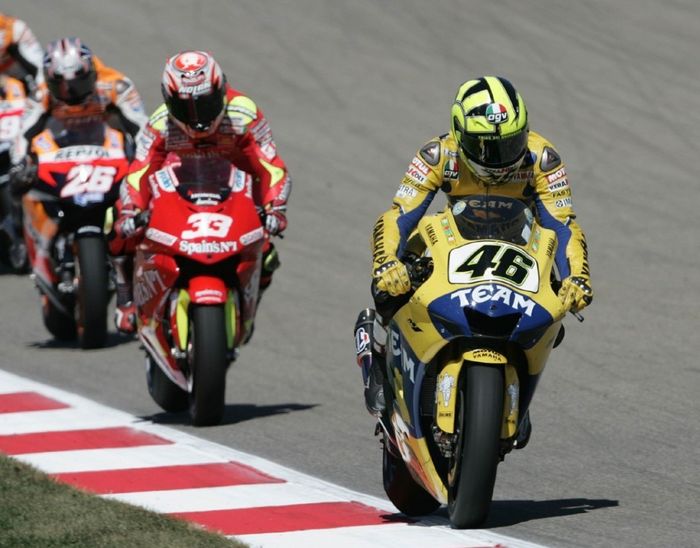 Valentino Rossi menjadi yang pertama menyentuh garis finis disusul Marco Melandri,  Nicky Hayden, dan Dani Pedrosa