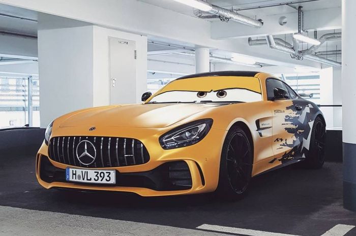 Mercedes-AMG GT Pakai Kelir Karakter Flash Cars