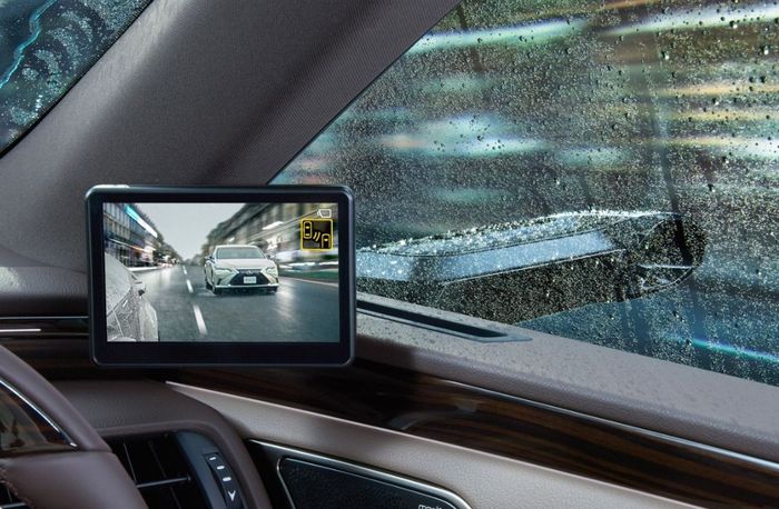 Lexus gantikan spion konvensional dengan kamera