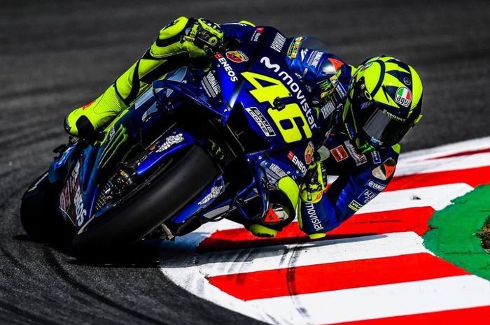 Valentino Rossi dan Yamaha YZR-M1