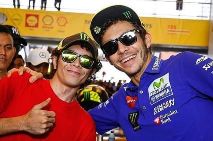 Rossi bertemu 'Rossi'