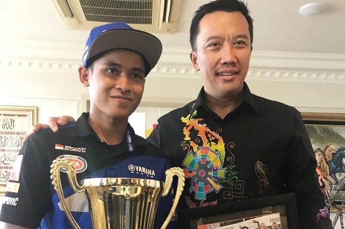 Galang Hendra bersama Menteri Pemuda dan Olahraga Republik Indonesia, Imam Nahrawi