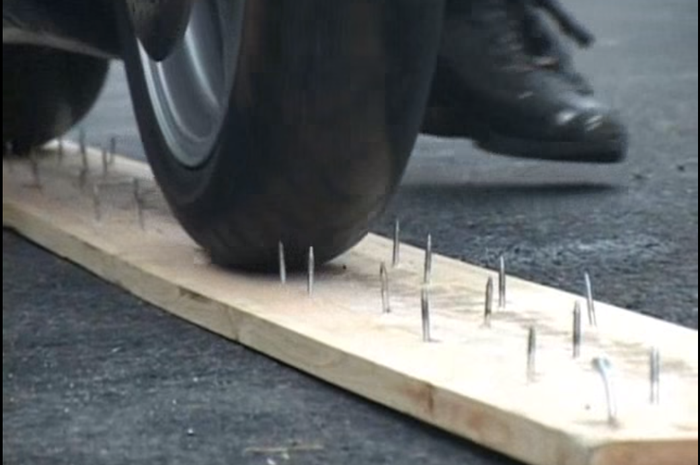 Rhinotire ban anti bocor