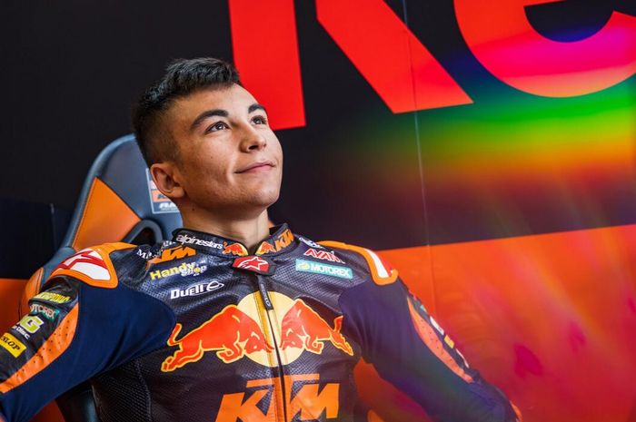 Raul Fernandez telah resmi diumumkan menjadi rekan satu tim Remy Gardner di Tech3 KTM pada MotoGP 2022
