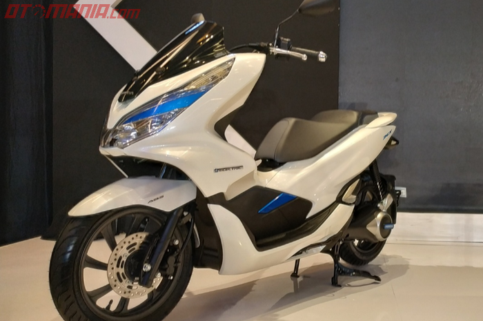 Honda PCX Electric dirakit secara lokal oleh PT Astra Honda Motor (AHM)