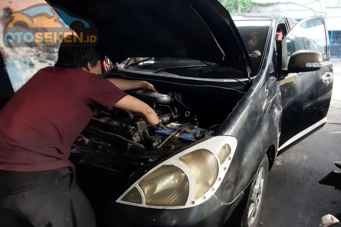 Tips dan Trik supaya mobil seken bisa irit bahan bakar.