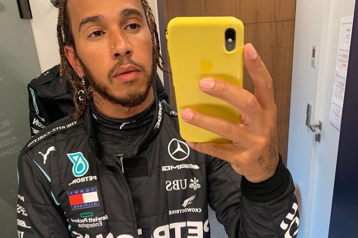Juara Dunia F1, Lewis Hamilton mengkonfirmasi dirinya adalah rapper dengan nama panggung XNDA