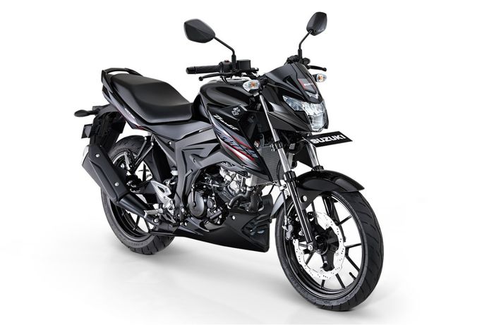 Suzuki GSX-150 Bandit dengan warna Titanium Black