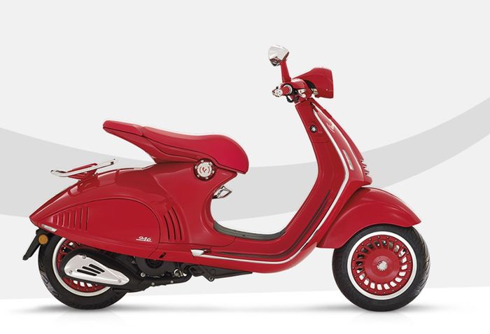Vespa 946 RED
