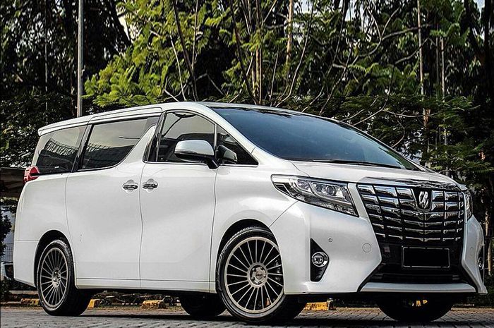 Toyota Alphard makin mewah pakai pelek Rotiform