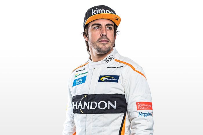 Fernando Alonso dengan seragam balap tim McLaren untuk musim 2018
