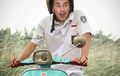 Beredar Foto Jorge Lorenzo Saat SMA Naik Vespa Jadul, Eh Ternyata Meme