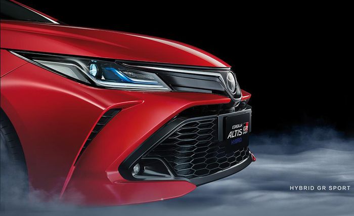 Gril jaring Toyota Corolla Altis GR Sport berukuran besar