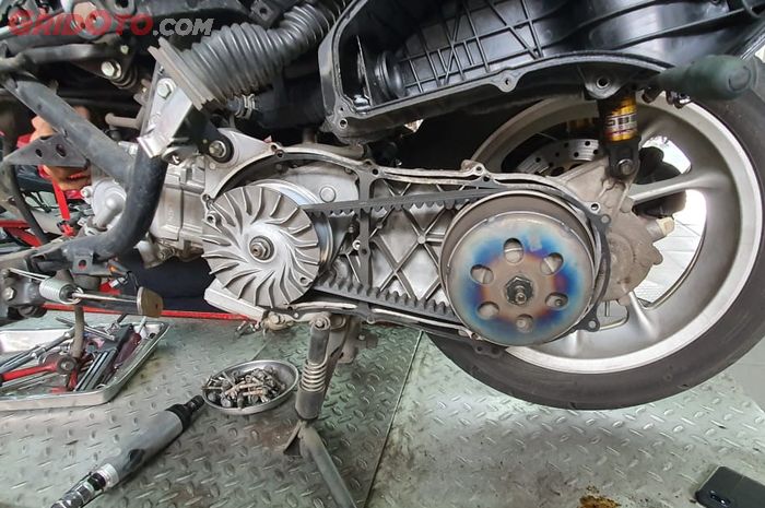 Servis CVT Yamaha NMAX Bengkel Umum