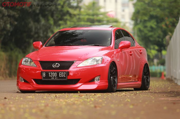 Modifikasi Lexus IS300