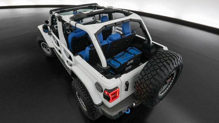Modifikasi Jeep Wrangler JL berlabel Wrangler 4xe Concept di SEMA Show 2021