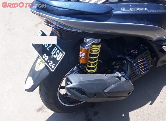 Bikin Yamaha Lexi jadi double sokbreker