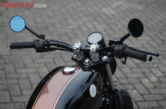 Setang custom untuk Honda New MegaPro ini ternyata buatan BK lho!