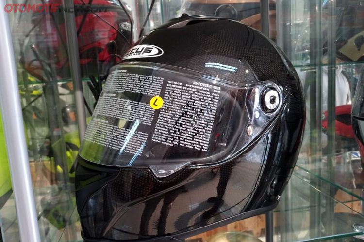 Zeus Punya Helm Karbon Murah Sudah Spek Balap GridOto