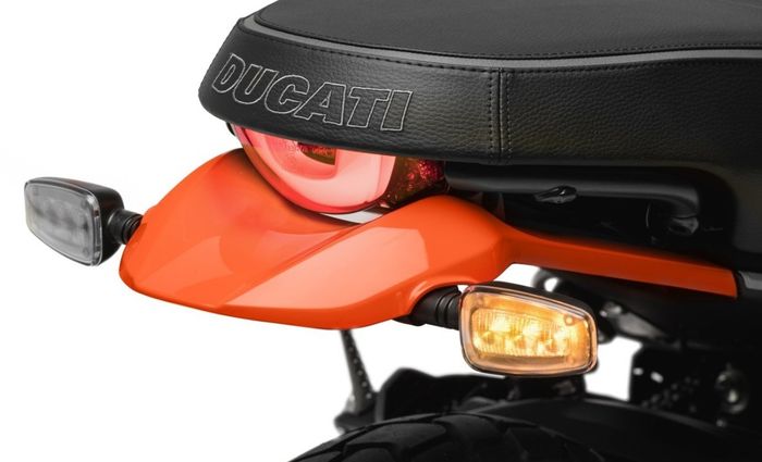 lampu sein di Ducati Scrambler baru bisa mati secara otomatis