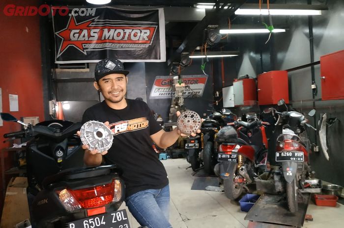 Toga Fantiarso, bos bengkel spesialis matic Gas Motor