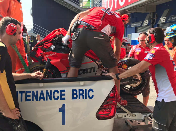 Kondisi motor Jorge Lorenzo usai crash di FP2 MotoGP Thailand di Buriram (5/10/2018)